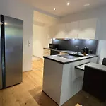 International House Mit 3 Schlafzimmern Zw Ap 6 * ゼルデン